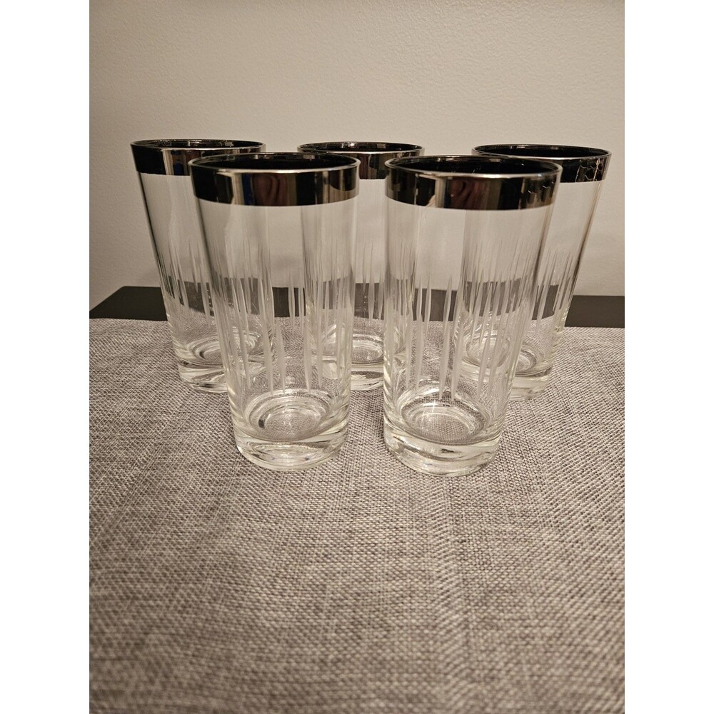 Vintage MCM Dorothy Thorpe Etched Highball Glasses.